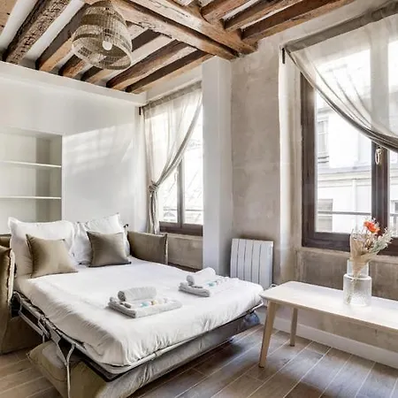 508 Gravilliers Superb In Appartement Parijs
